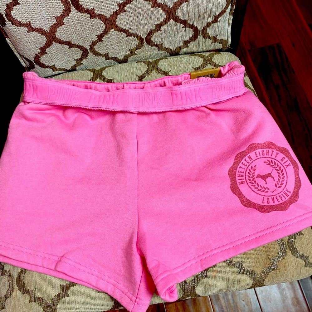 Victoria’s Secret PINK shorts size medium